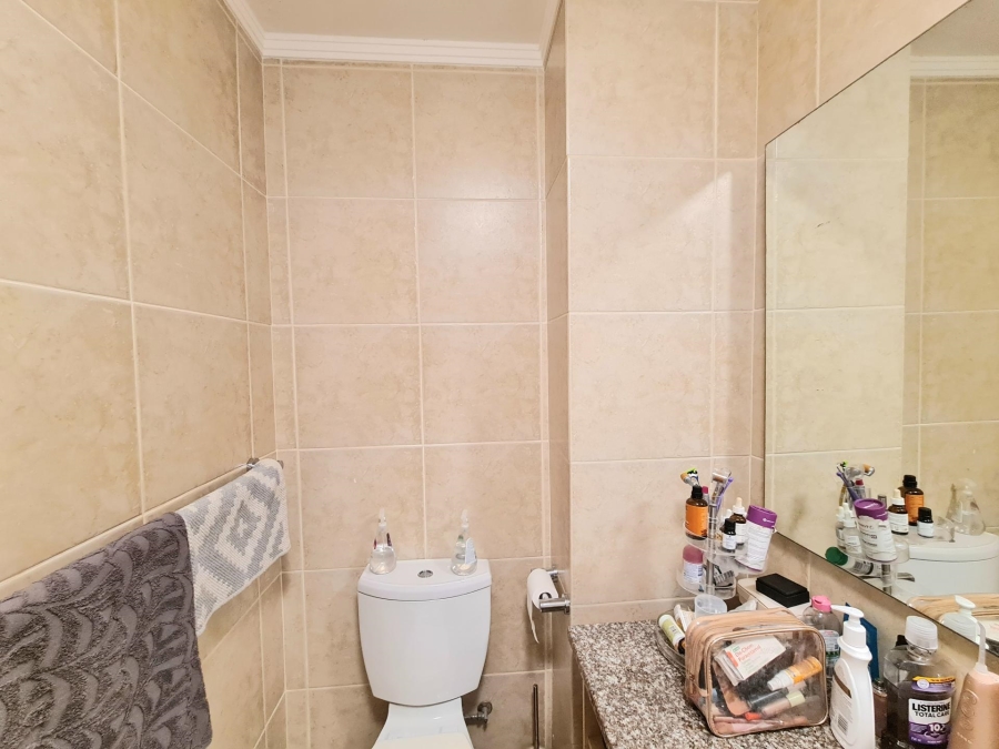 1 Bedroom Property for Sale in De Waterkant Western Cape